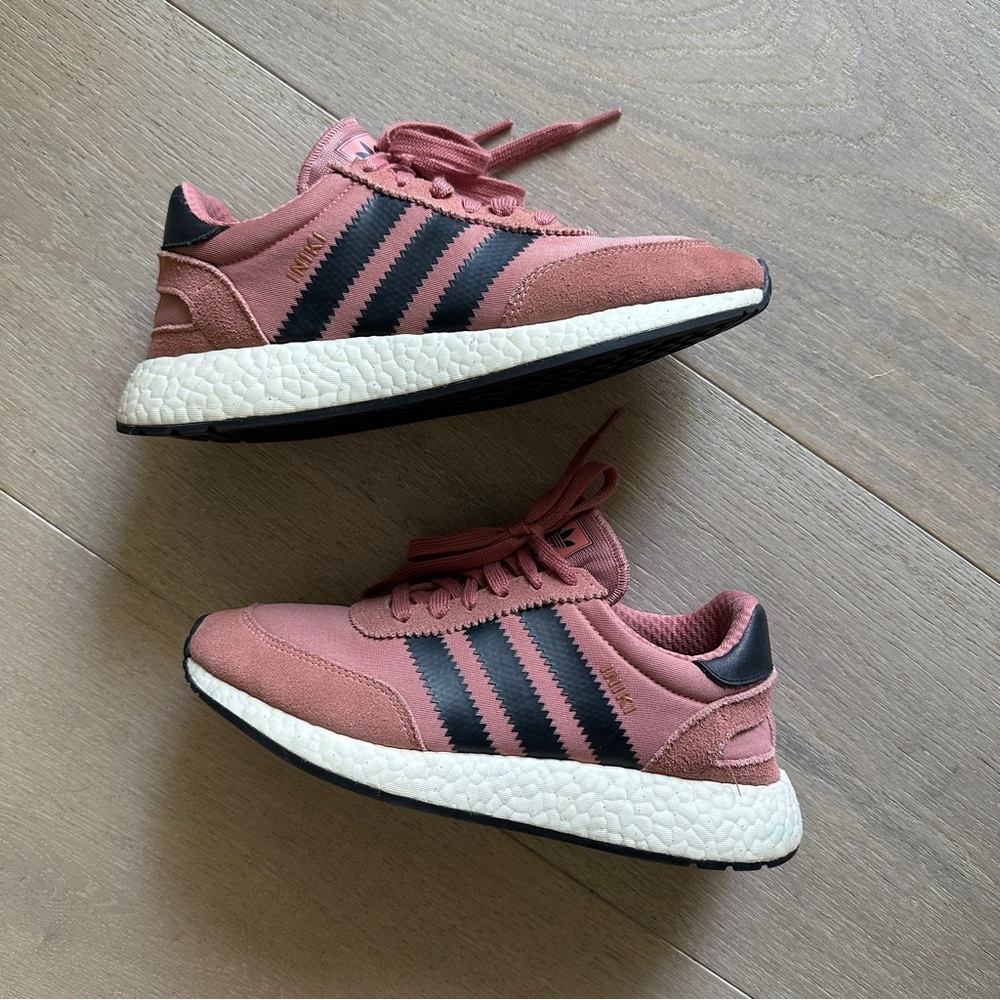 Adidas Iniki Runners